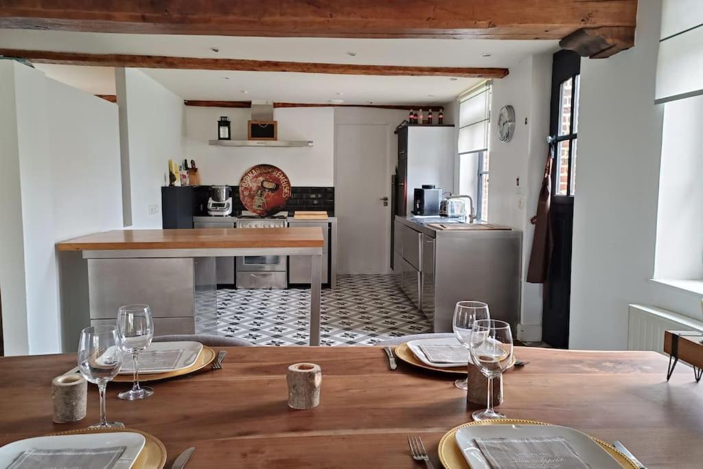 Ferme De Caractere Avec Piscine Et Cheminee Sainghin-en-Mélantois