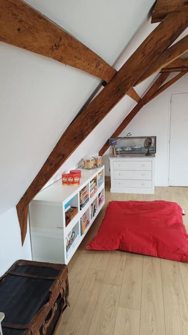 Ferme De Caractere Avec Piscine Et Cheminee Villa