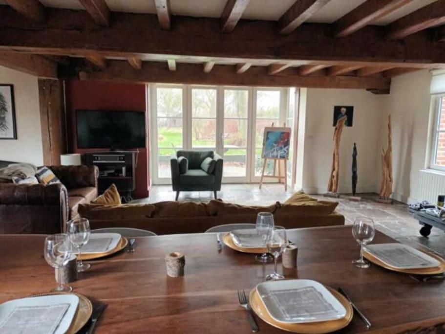 Villa Ferme De Caractere Avec Piscine Et Cheminee Sainghin-en-Mélantois