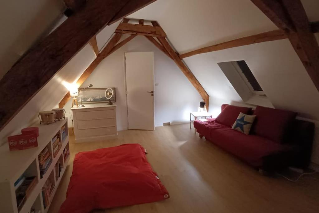Ferme De Caractere Avec Piscine Et Cheminee Villa