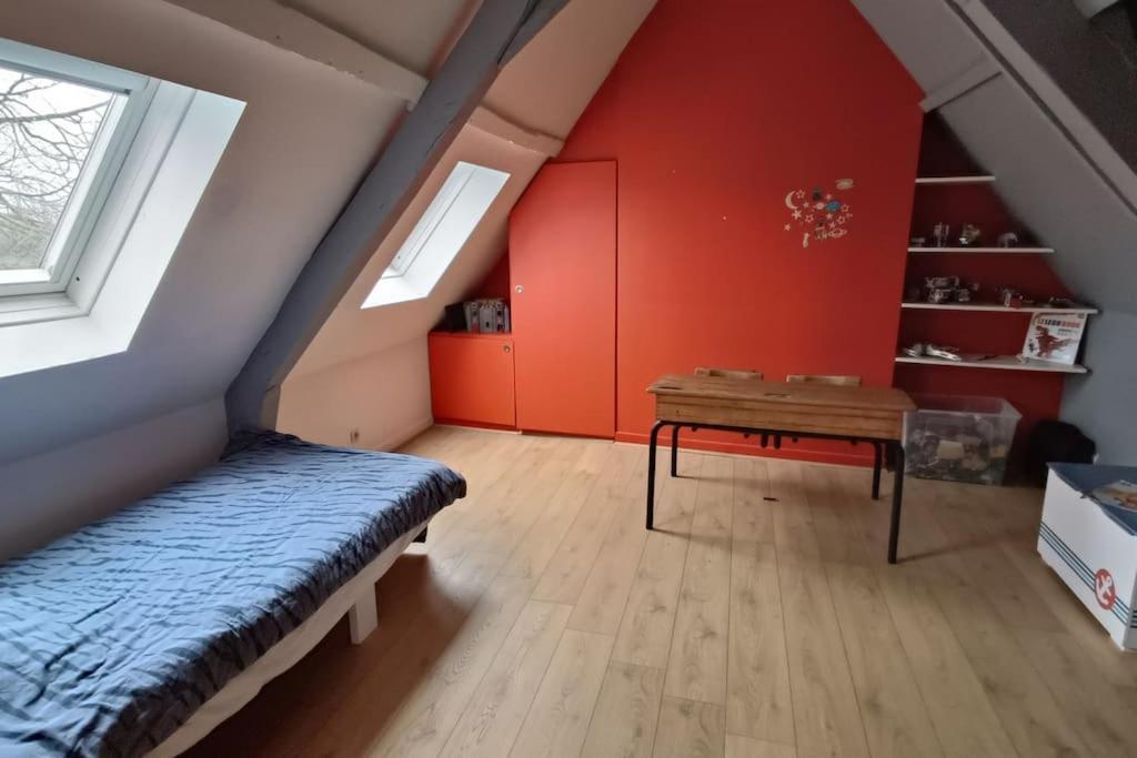 Ferme De Caractere Avec Piscine Et Cheminee Villa