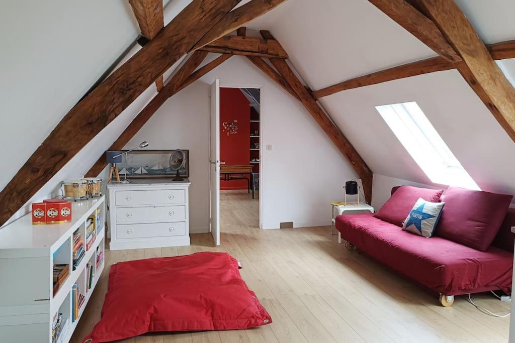 Ferme De Caractere Avec Piscine Et Cheminee Villa *